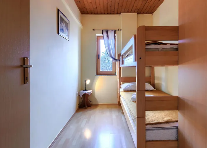 Ruza 2 By Interhome Pula